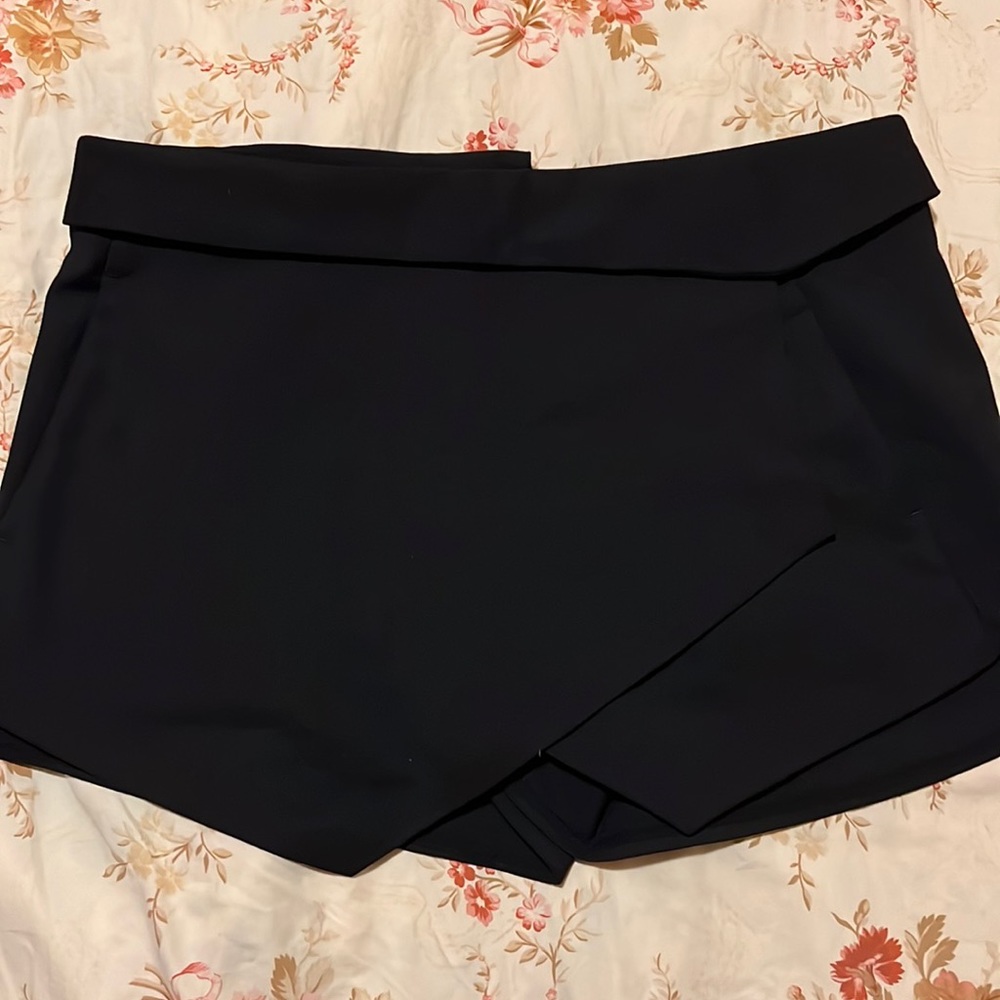 Black Zara mini skorts